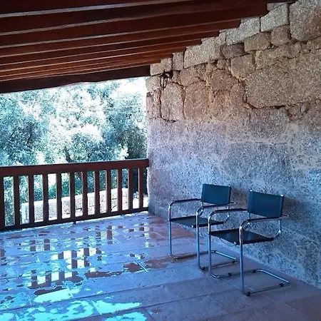 Rural Alves - Braga - Casa Alves De Torneiros Отель 4*