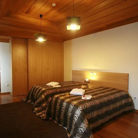 Rural Alves - Braga - Casa Alves De Torneiros 4*