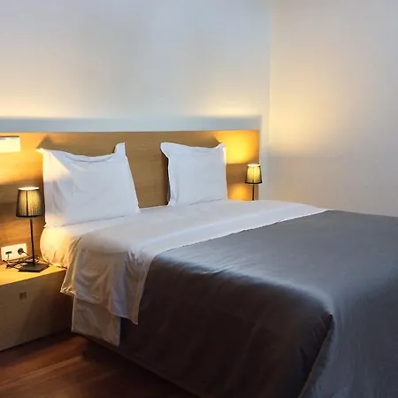 Rural Alves - Braga - Casa Alves De Torneiros 4*