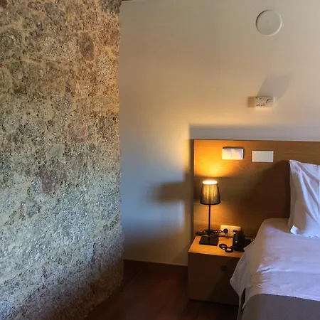 Rural Alves - Braga - Casa Alves De Torneiros 4* Penso
