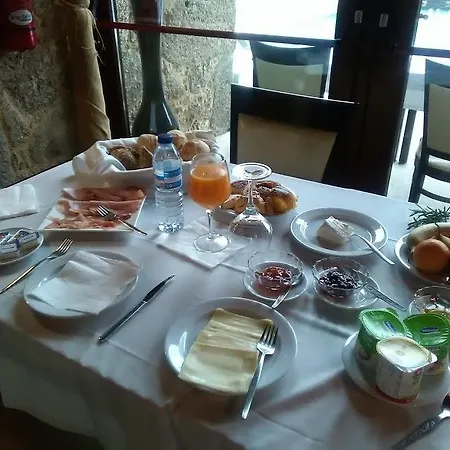Rural Alves - Braga - Casa Alves De Torneiros Отель 4*